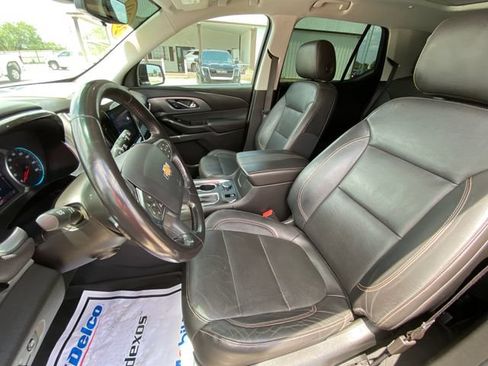 Used 2020 Chevrolet Traverse Premier w/ Redline Edition FWD image 12