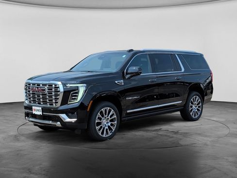 New 2026 GMC Yukon XL Denali w/ Sun & Power Step Package AWD/4WD image 4