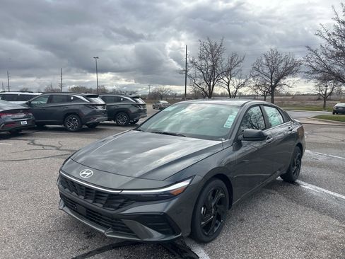 New 2026 Hyundai Elantra SEL Sport image 1