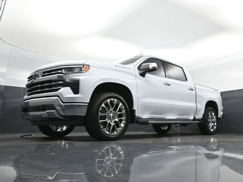 New 2026 Chevrolet Silverado 1500 LTZ w/ LTZ Premium Package AWD/4WD image 43