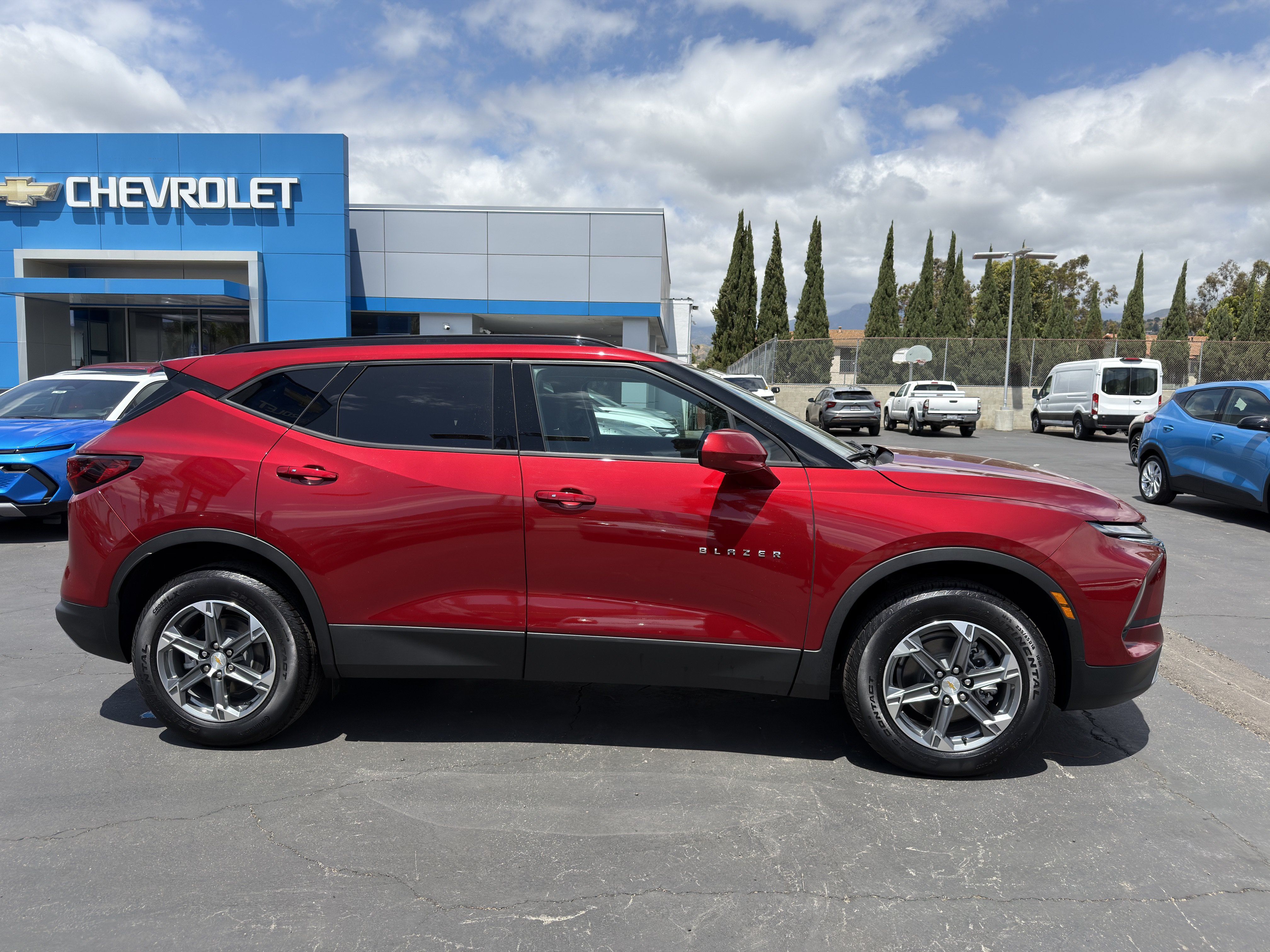New 2025 Chevrolet Blazer LT w/ Convenience Package FWD image 9