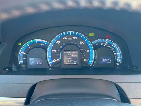 Used 2012 Toyota Camry XLE w/ Leather Pkg FWD image 17