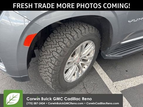Used 2022 GMC Yukon SLT image 2
