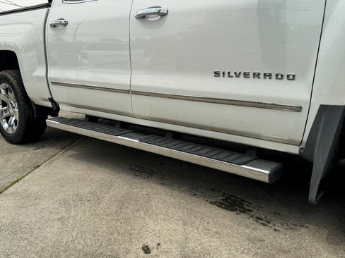 Used 2017 Chevrolet Silverado 1500 LTZ w/ Sport Package AWD/4WD image 10