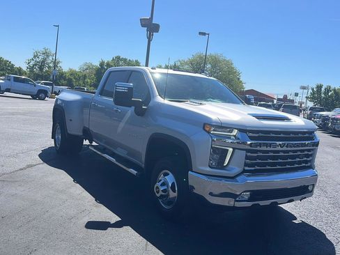 Used 2022 Chevrolet Silverado 3500 LTZ w/ LTZ Convenience Package AWD/4WD image 8