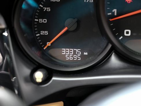 Used 2018 Porsche Macan image 19