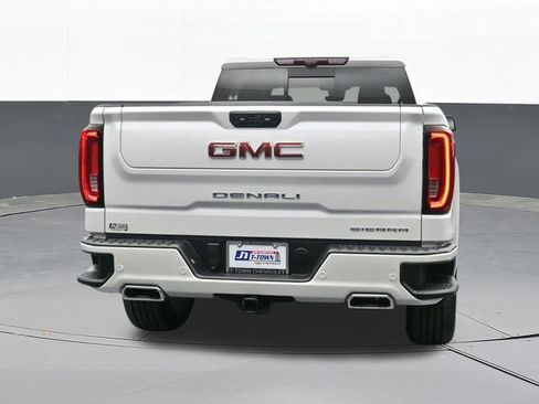 Used 2024 GMC Sierra 1500 Denali w/ Denali Reserve Package image 12