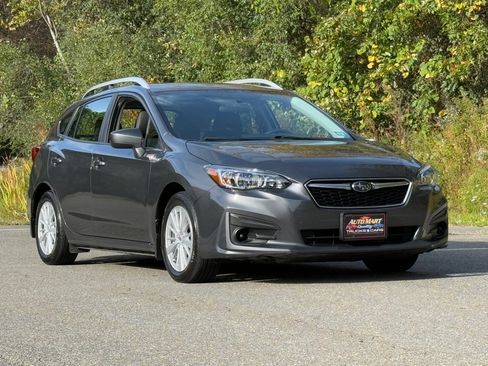 Used 2018 Subaru Impreza 2.0i Premium image 5