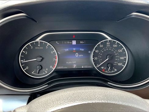 Used 2023 Nissan Maxima SL FWD image 15