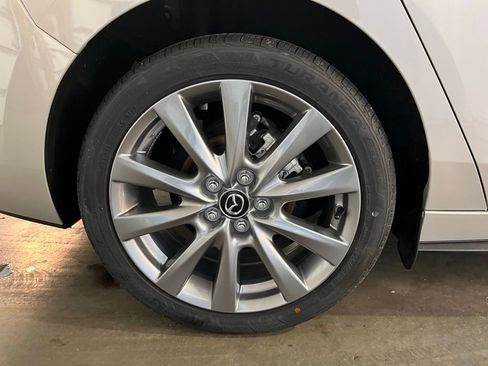 Used 2025 MAZDA MAZDA3 s image 31