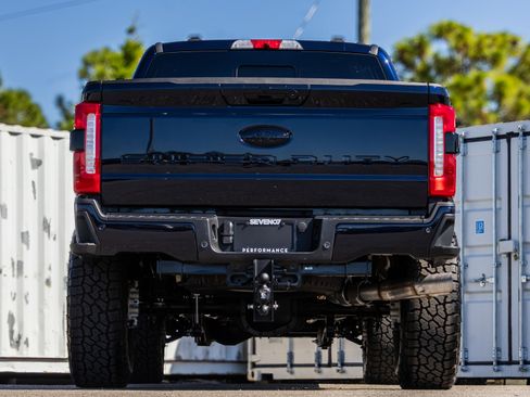 New 2025 Ford F250 Lariat w/ FX4 Off-Road Package image 5