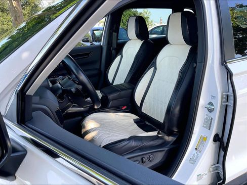 Used 2025 Honda CR-V Sport Touring image 26