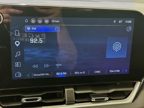 Used 2025 Chevrolet Equinox LT AWD/4WD image 21