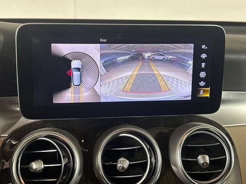Certified 2021 Mercedes-Benz GLC 300 image 32