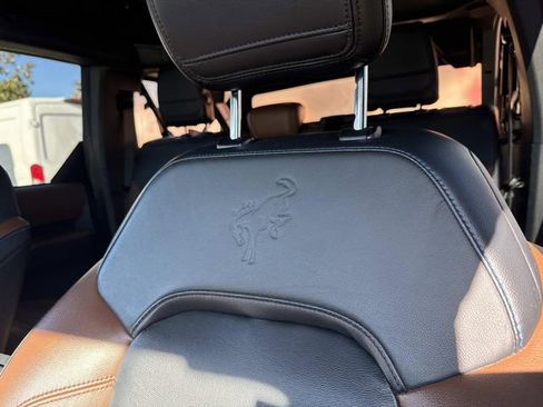 Used 2021 Ford Bronco Outer Banks w/ Sasquatch Package image 18