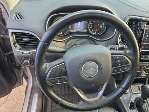 Used 2021 Jeep Cherokee Limited w/ Elite Package AWD/4WD image 26