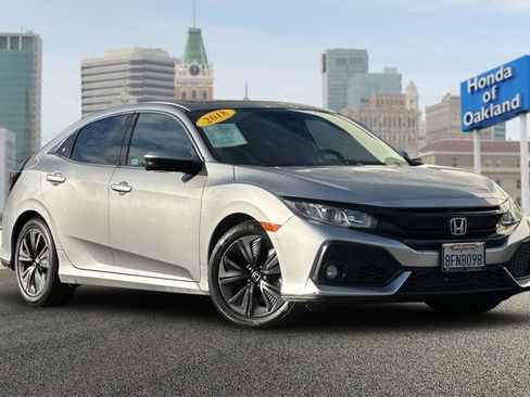 Used 2018 Honda Civic EX image 2