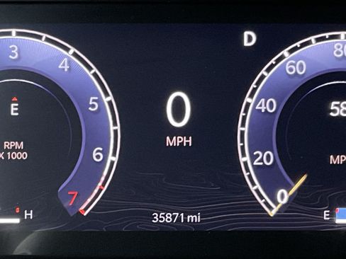 Used 2024 Jeep Grand Cherokee Limited AWD/4WD image 13