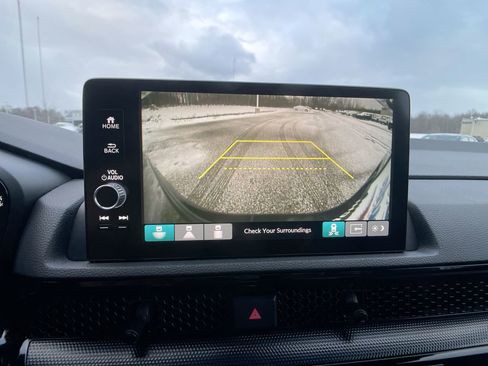 Certified 2023 Honda CR-V Sport Touring image 18