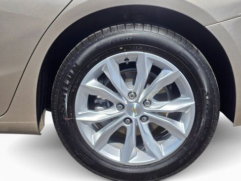 Used 2024 Chevrolet Malibu LT FWD image 19