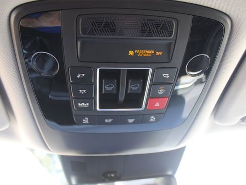 New 2026 Kia Carnival EX FWD image 67