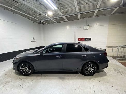 Used 2023 Kia Forte GT-Line image 3