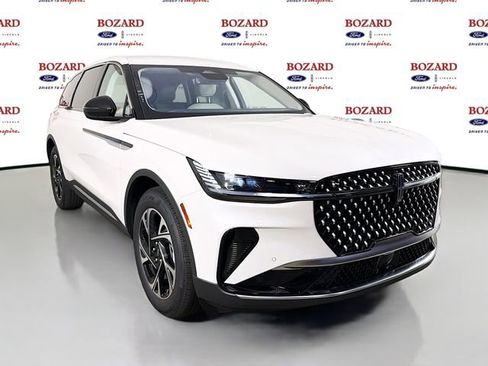 New 2026 Lincoln Nautilus Premier image 1