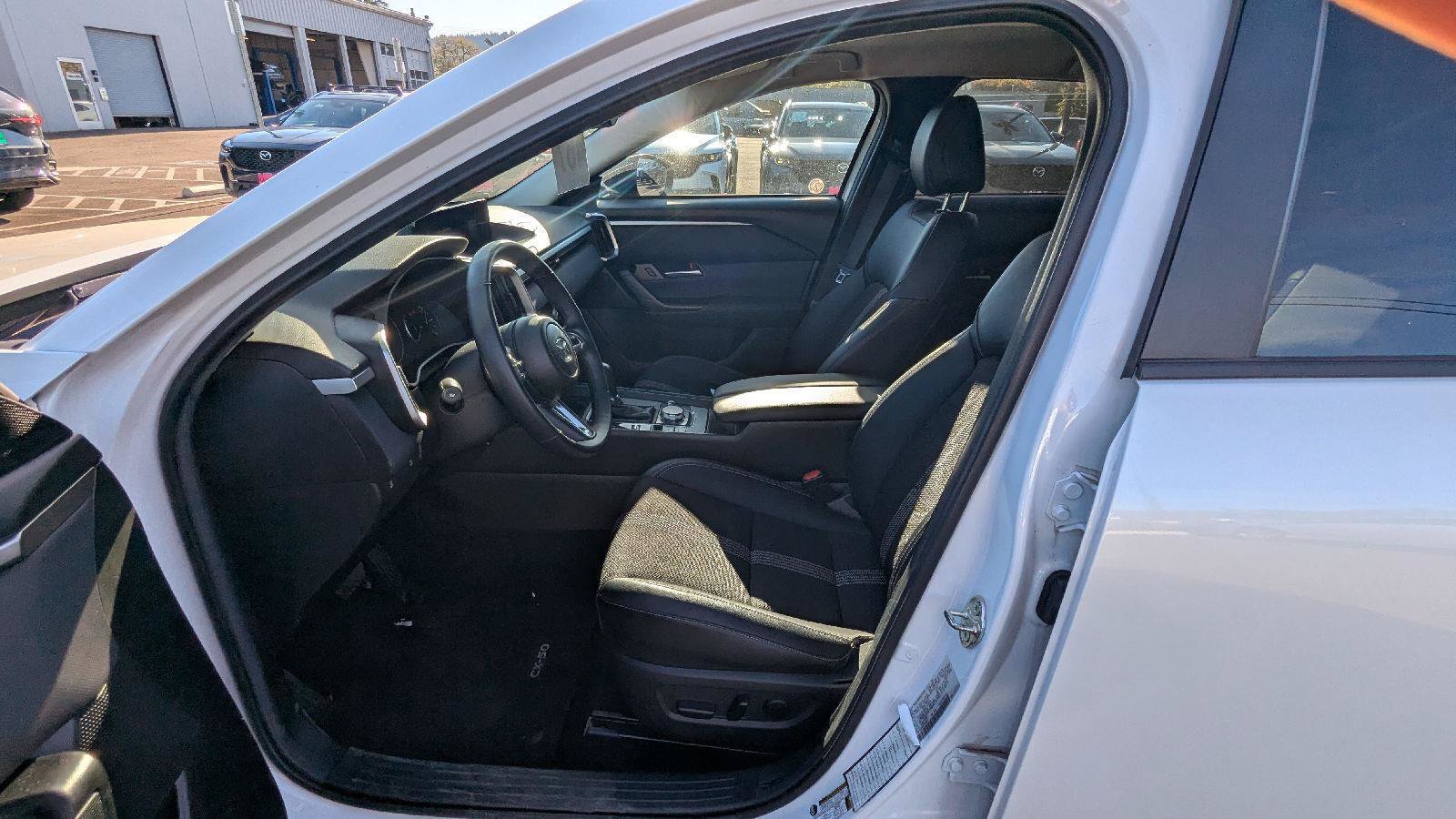 Used 2025 MAZDA CX-50 AWD 2.5 S w/ Preferred Package image 10