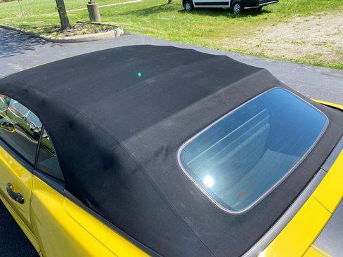 Used 2015 Chevrolet Camaro LT image 18