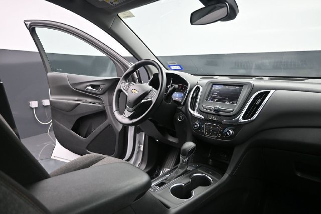 Used 2024 Chevrolet Equinox LT AWD/4WD image 45