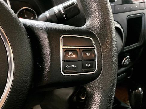 Used 2015 Jeep Wrangler Unlimited Sport AWD/4WD image 19