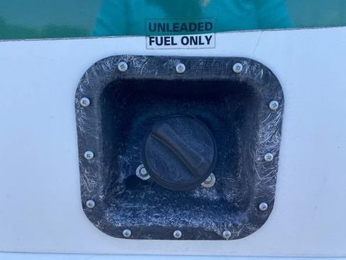 Used 2014 Ford F550 2WD Regular Cab Super Duty image 68