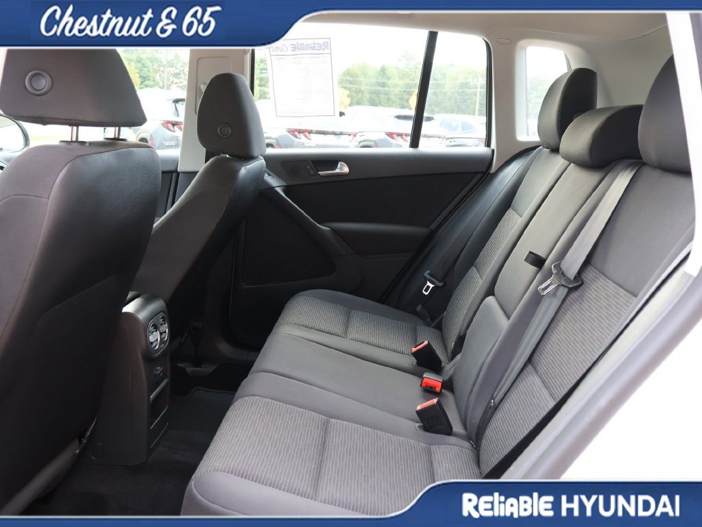 Used 2018 Volkswagen Tiguan Limited AWD/4WD image 17
