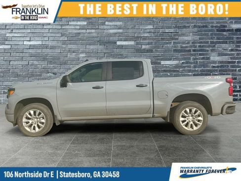 Used 2024 Chevrolet Silverado 1500 Custom image 2