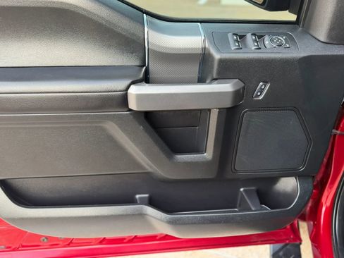 Used 2016 Ford F150 XLT AWD/4WD image 16