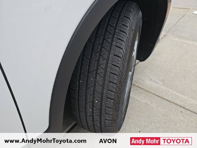 Used 2023 Chevrolet Blazer LT FWD image 38