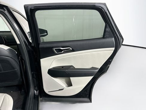 Used 2024 Kia Sportage EX FWD image 30