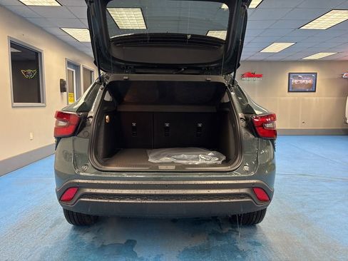 New 2026 Chevrolet Trax LT image 8