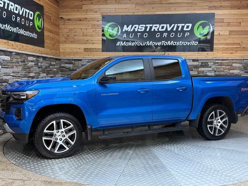 Used 2024 Chevrolet Colorado Z71 w/ Z71 Convenience Package 2 AWD/4WD image 12