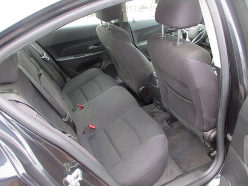 Used 2014 Chevrolet Cruze LT image 8