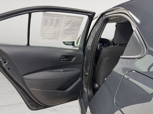 Used 2026 Toyota Corolla LE FWD image 31