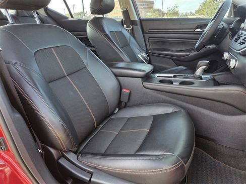 Used 2021 Nissan Altima 2.5 SR image 22