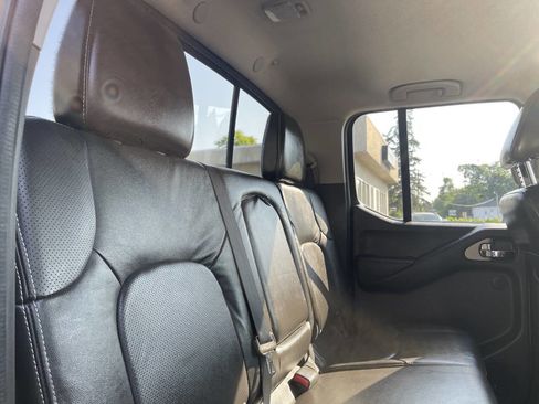 Used 2016 Nissan Frontier PRO-4X w/ Pro-4x Luxury Package image 22