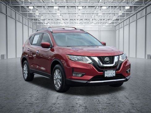 Used 2018 Nissan Rogue SV AWD/4WD image 7