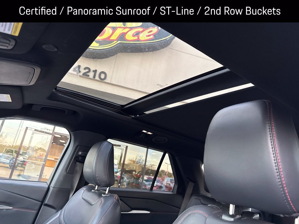 Used 2025 Ford Explorer ST-Line AWD/4WD image 2