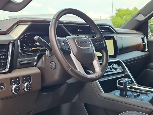 Certified 2025 GMC Sierra 1500 Denali w/ Denali Reserve Package AWD/4WD image 10