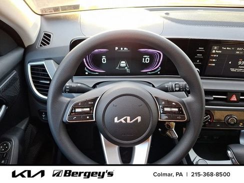 Certified 2026 Kia Seltos LX AWD/4WD image 16