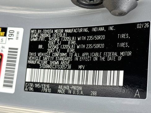 Used 2026 Toyota Sienna XSE image 22