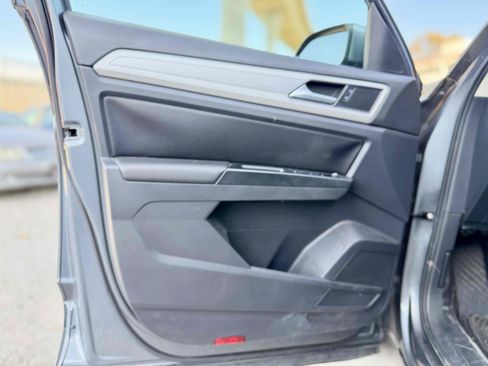 Used 2019 Volkswagen Atlas SE FWD image 30
