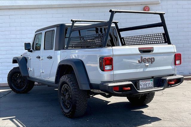 Used 2023 Jeep Gladiator Mojave AWD/4WD image 9